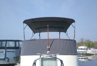 Custom Grey 3-Pole Speed Boat Bimini